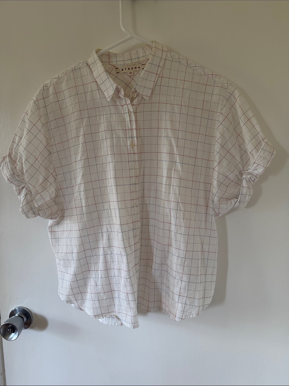 XiRENA White Button-Down Shirt with Red Grid